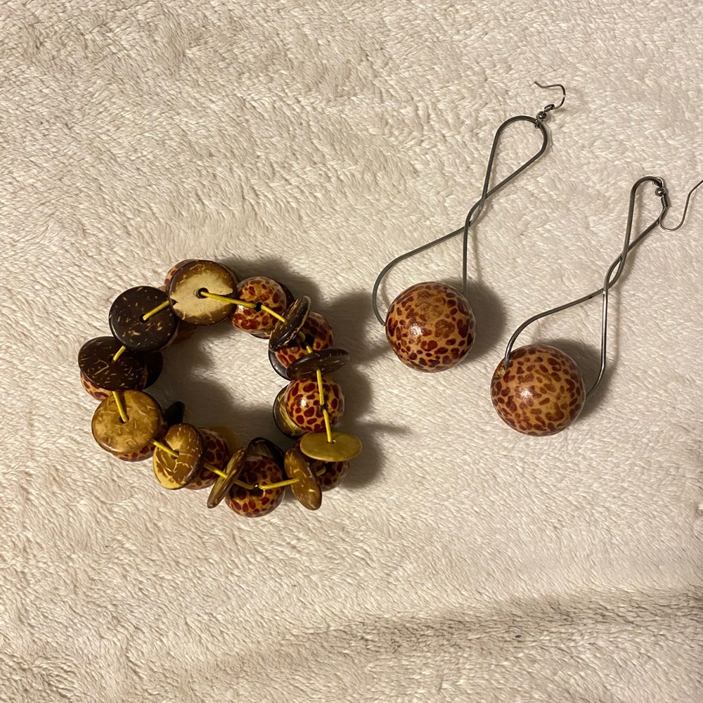 Vintage African Beads - Earring and Bracelet set